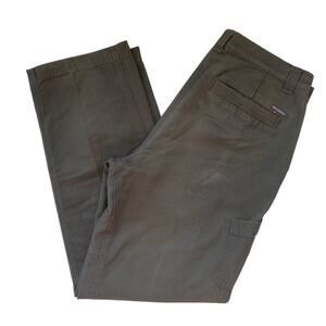 Columbia Men's Cargo Pants in Olive